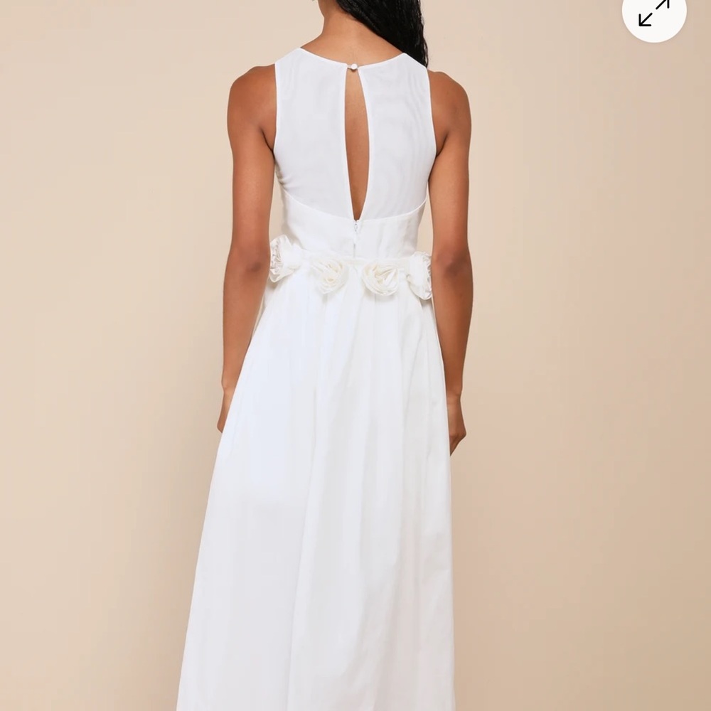 Lulu's NWT Chic Flourish White Rosette Train Mini Dress Womens Medium New - Picture 4 of 13